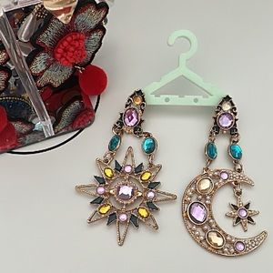 Sol ☀️ Luna 🌜 earrings